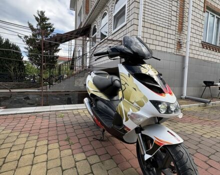 Априлия 3302, объемом двигателя 49 л и пробегом 0 тыс. км за 950 $, фото 1 на Automoto.ua