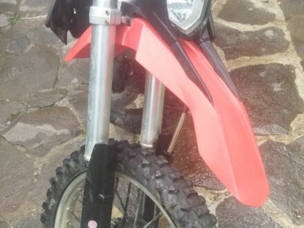 Априлия 6510 2008 в Хусте на Automoto.ua Априлия 6510, объемом двигателя 0.13 л и пробегом 0 тыс. км за 1650 $, фото 1 на Automoto.ua