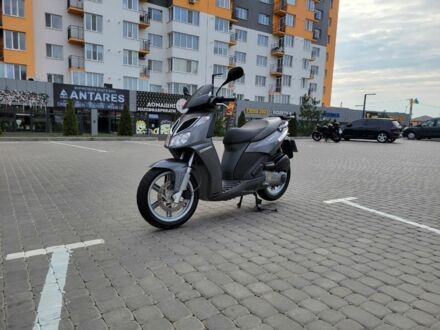 Априлия 95 XF 380 2006 в Виннице на Automoto.ua Априлия 95 XF 380, объемом двигателя 0.2 л и пробегом 0 тыс. км за 1350 $, фото 1 на Automoto.ua