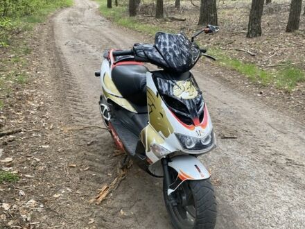 Априлия Другая 2003 в Вышгороде на Automoto.ua Априлия Другая, объемом двигателя 65 л и пробегом 0 тыс. км за 899 $, фото 1 на Automoto.ua