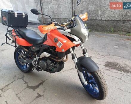 Априлия Пегасо 2005 в Киеве на Automoto.ua Оранжевый Априлия Пегасо, объемом двигателя 0.66 л и пробегом 37 тыс. км за 4000 $, фото 4 на Automoto.ua