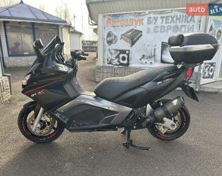 Чорний Априлія СРВ, об'ємом двигуна 0.84 л та пробігом 22 тис. км за 6200 $, фото 1 на Automoto.ua