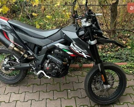 Красный Априлия СХ, объемом двигателя 0.12 л и пробегом 4 тыс. км за 3084 $, фото 6 на Automoto.ua