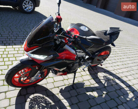 Черный Априлия Туоно, объемом двигателя 0.66 л и пробегом 7 тыс. км за 9850 $, фото 11 на Automoto.ua