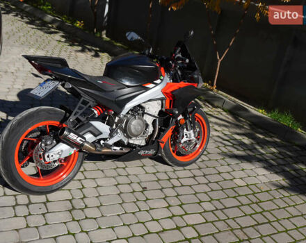 Черный Априлия Туоно, объемом двигателя 0.66 л и пробегом 7 тыс. км за 9850 $, фото 13 на Automoto.ua