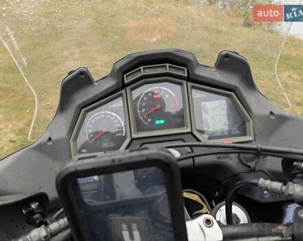 Априлия ETV 1000 Caponord 2001 в Сновск (Щорс) на Automoto.ua Синий Априлия ETV 1000 Caponord, объемом двигателя 1 л и пробегом 98 тыс. км за 4800 $, фото 5 на Automoto.ua