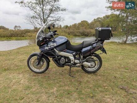 Априлия ETV 1000 Caponord 2001 в Сновск (Щорс) на Automoto.ua Синий Априлия ETV 1000 Caponord, объемом двигателя 1 л и пробегом 98 тыс. км за 4800 $, фото 1 на Automoto.ua