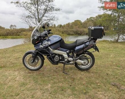 Априлия ETV 1000 Caponord 2001 в Сновск (Щорс) на Automoto.ua Синий Априлия ETV 1000 Caponord, объемом двигателя 1 л и пробегом 98 тыс. км за 4800 $, фото 1 на Automoto.ua