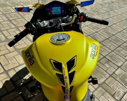 Жовтий Априлія RS 660, об'ємом двигуна 0.66 л та пробігом 5 тис. км за 13150 $, фото 8 на Automoto.ua