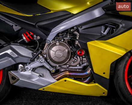 Жовтий Априлія RS 660, об'ємом двигуна 0.66 л та пробігом 5 тис. км за 13000 $, фото 7 на Automoto.ua