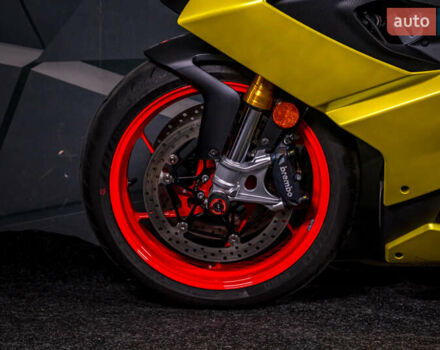 Жовтий Априлія RS 660, об'ємом двигуна 0.66 л та пробігом 5 тис. км за 13000 $, фото 9 на Automoto.ua