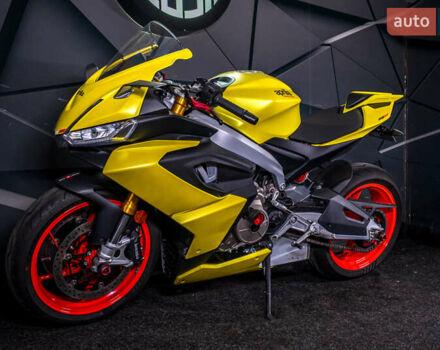 Жовтий Априлія RS 660, об'ємом двигуна 0.66 л та пробігом 5 тис. км за 13000 $, фото 4 на Automoto.ua