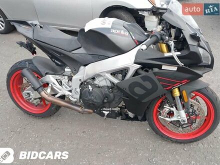 Априлія RSV4 2020 у Дніпро (Дніпропетровську) на Automoto.ua Чорний Априлія RSV4, об'ємом двигуна 1 л та пробігом 11 тис. км за 11000 $, фото 1 на Automoto.ua