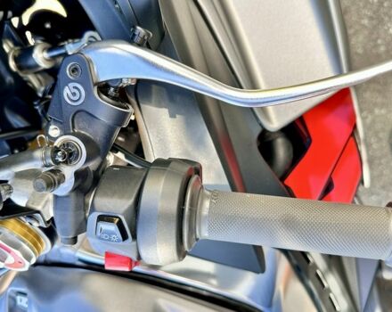 Априлия RSV4, объемом двигателя 1.1 л и пробегом 0 тыс. км за 23499 $, фото 16 на Automoto.ua