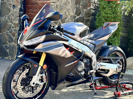 Априлія RSV4 2021 у Києві на Automoto.ua Сірий Априлія RSV4, об'ємом двигуна 1.1 л та пробігом 12 тис. км за 21999 $, фото 1 на Automoto.ua