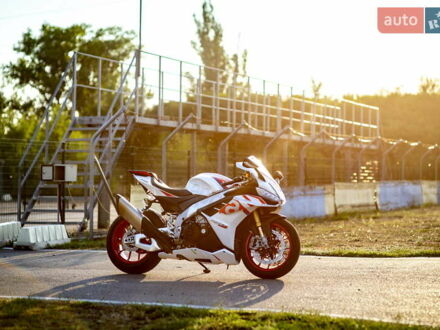 Априлия RSV4 2023 в Днепре (Днепропетровске) на Automoto.ua Серый Априлия RSV4, объемом двигателя 1.1 л и пробегом 17 тыс. км за 25000 $, фото 1 на Automoto.ua