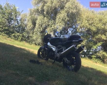 Черный Априлия Tuono 1000, объемом двигателя 0 л и пробегом 14 тыс. км за 2300 $, фото 4 на Automoto.ua