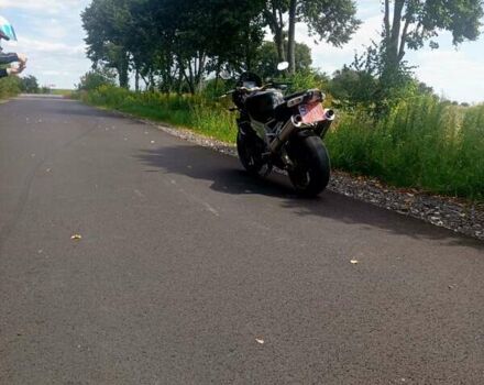 Априлия Tuono 1000 R 2011 в Луцке на Automoto.ua Черный Априлия Tuono 1000 R, объемом двигателя 1 л и пробегом 27 тыс. км за 2500 $, фото 2 на Automoto.ua