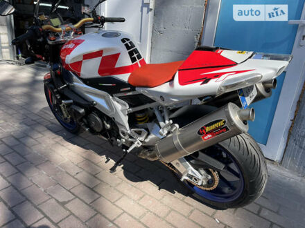 Априлия Tuono 1000 R, объемом двигателя 1 л и пробегом 10 тыс. км за 6300 $, фото 1 на Automoto.ua