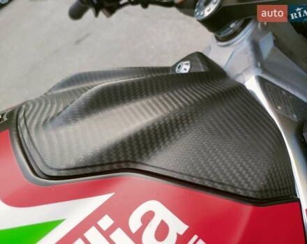 Априлия Tuono V4 1100, объемом двигателя 0 л и пробегом 7 тыс. км за 14900 $, фото 6 на Automoto.ua