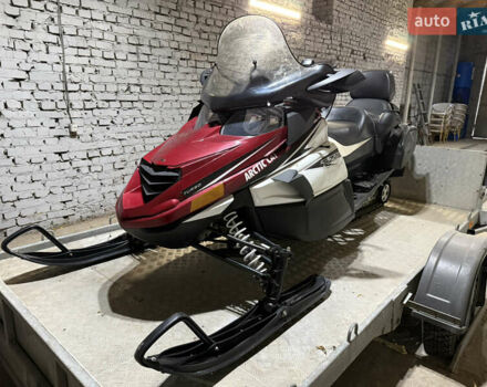 Красный Арктик кэт ТЗ1, объемом двигателя 1 л и пробегом 1 тыс. км за 10800 $, фото 1 на Automoto.ua