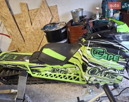 Арктик кэт M 8000 Mountain, объемом двигателя 0.8 л и пробегом 1 тыс. км за 10000 $, фото 2 на Automoto.ua