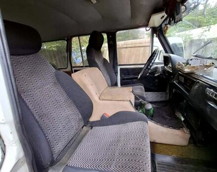 Білий Аро 244, об'ємом двигуна 2.5 л та пробігом 0 тис. км за 2500 $, фото 8 на Automoto.ua
