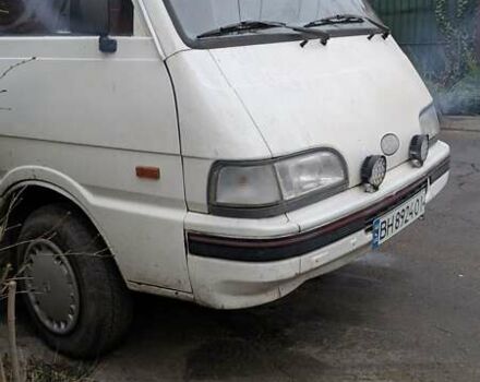 Білий Азія Топік, об'ємом двигуна 2.7 л та пробігом 350 тис. км за 1500 $, фото 1 на Automoto.ua