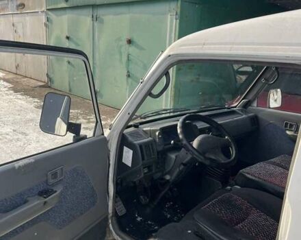 Белый Азия Топик, объемом двигателя 2.7 л и пробегом 500 тыс. км за 2600 $, фото 6 на Automoto.ua