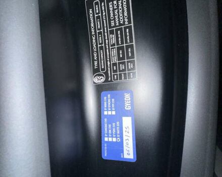 Черный Астон Мартин Вантаж, объемом двигателя 4 л и пробегом 32 тыс. км за 140000 $, фото 9 на Automoto.ua