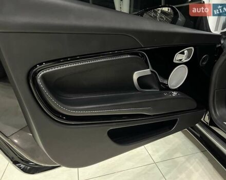 Черный Астон Мартин DB11, объемом двигателя 4 л и пробегом 43 тыс. км за 117000 $, фото 34 на Automoto.ua