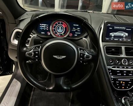 Черный Астон Мартин DB11, объемом двигателя 4 л и пробегом 43 тыс. км за 117000 $, фото 23 на Automoto.ua