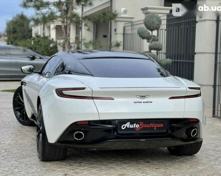 Астон Мартін DB11, об'ємом двигуна 4 л та пробігом 33 тис. км за 175000 $, фото 15 на Automoto.ua