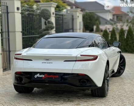 Астон Мартін DB11, об'ємом двигуна 4 л та пробігом 33 тис. км за 175000 $, фото 19 на Automoto.ua