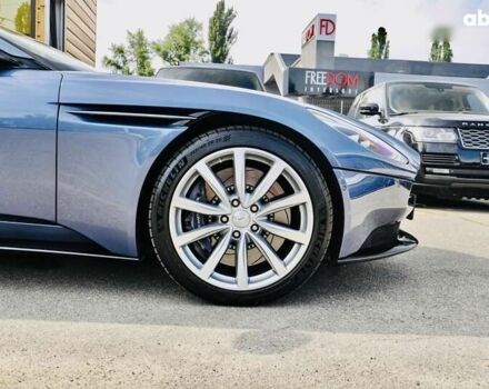 Астон Мартин DB11, объемом двигателя 4 л и пробегом 20 тыс. км за 114999 $, фото 15 на Automoto.ua