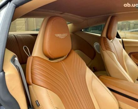 Астон Мартин DB11, объемом двигателя 4 л и пробегом 20 тыс. км за 114999 $, фото 27 на Automoto.ua