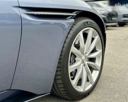 Астон Мартин DB11, объемом двигателя 4 л и пробегом 20 тыс. км за 114999 $, фото 18 на Automoto.ua
