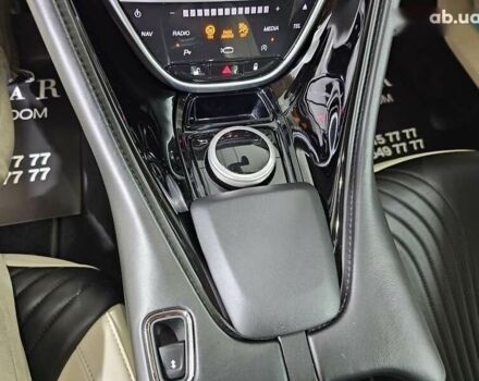 Астон Мартин DB11, объемом двигателя 4 л и пробегом 36 тыс. км за 108999 $, фото 25 на Automoto.ua