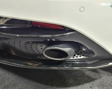 Астон Мартин DB11, объемом двигателя 4 л и пробегом 36 тыс. км за 108999 $, фото 10 на Automoto.ua