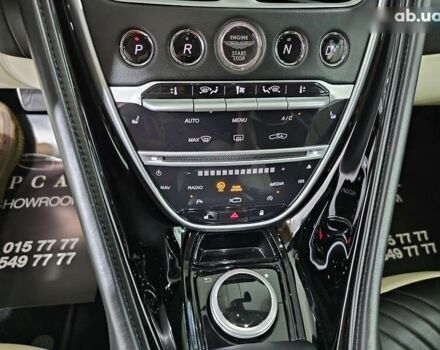 Астон Мартин DB11, объемом двигателя 4 л и пробегом 36 тыс. км за 108999 $, фото 24 на Automoto.ua