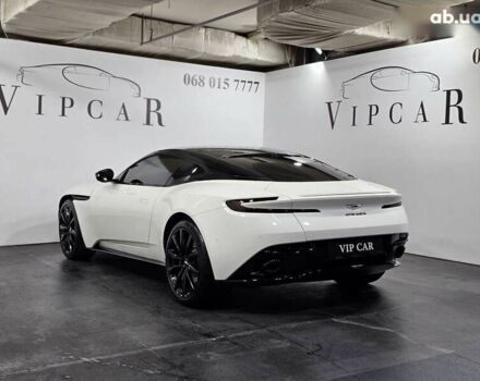 Астон Мартин DB11, объемом двигателя 4 л и пробегом 36 тыс. км за 108999 $, фото 7 на Automoto.ua