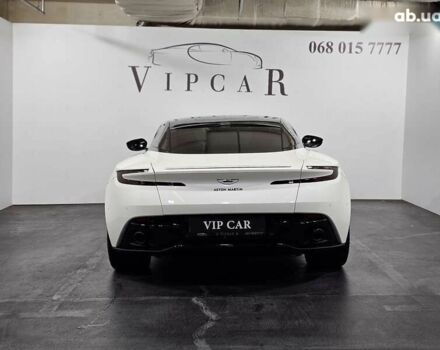 Астон Мартин DB11, объемом двигателя 4 л и пробегом 36 тыс. км за 108999 $, фото 9 на Automoto.ua