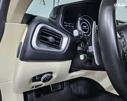Астон Мартин DB11, объемом двигателя 4 л и пробегом 36 тыс. км за 108999 $, фото 21 на Automoto.ua