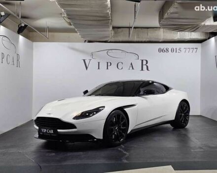 Астон Мартин DB11, объемом двигателя 4 л и пробегом 36 тыс. км за 108999 $, фото 1 на Automoto.ua