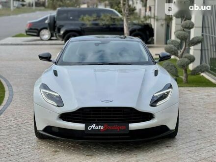 Астон Мартин DB11, объемом двигателя 4 л и пробегом 33 тыс. км за 175000 $, фото 1 на Automoto.ua