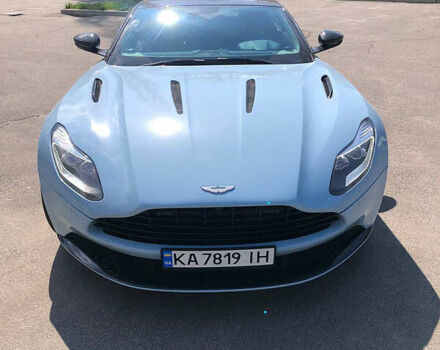 Синий Астон Мартин DB11, объемом двигателя 0 л и пробегом 17 тыс. км за 170000 $, фото 3 на Automoto.ua