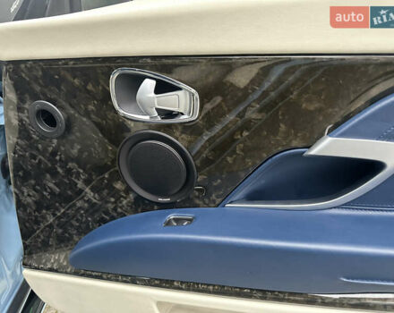 Синий Астон Мартин DB11, объемом двигателя 5.2 л и пробегом 20 тыс. км за 139999 $, фото 20 на Automoto.ua