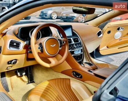 Синий Астон Мартин DB11, объемом двигателя 4 л и пробегом 20 тыс. км за 114999 $, фото 20 на Automoto.ua