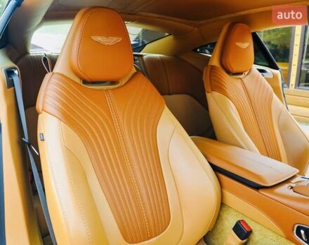 Синий Астон Мартин DB11, объемом двигателя 4 л и пробегом 20 тыс. км за 114999 $, фото 26 на Automoto.ua