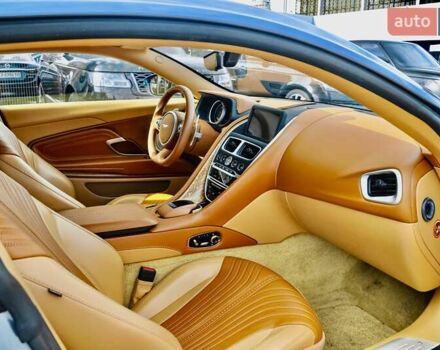 Синий Астон Мартин DB11, объемом двигателя 4 л и пробегом 20 тыс. км за 114999 $, фото 16 на Automoto.ua